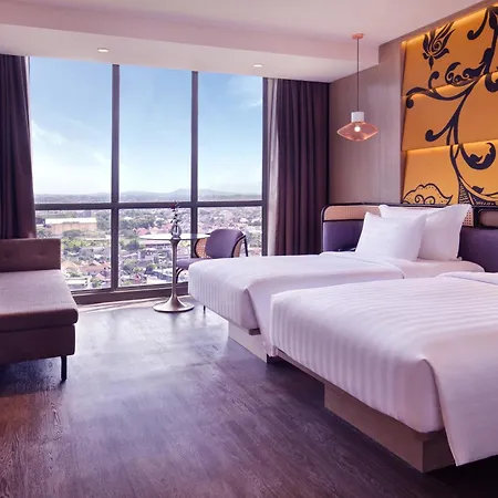 Grand Mercure Malang Exterior photo