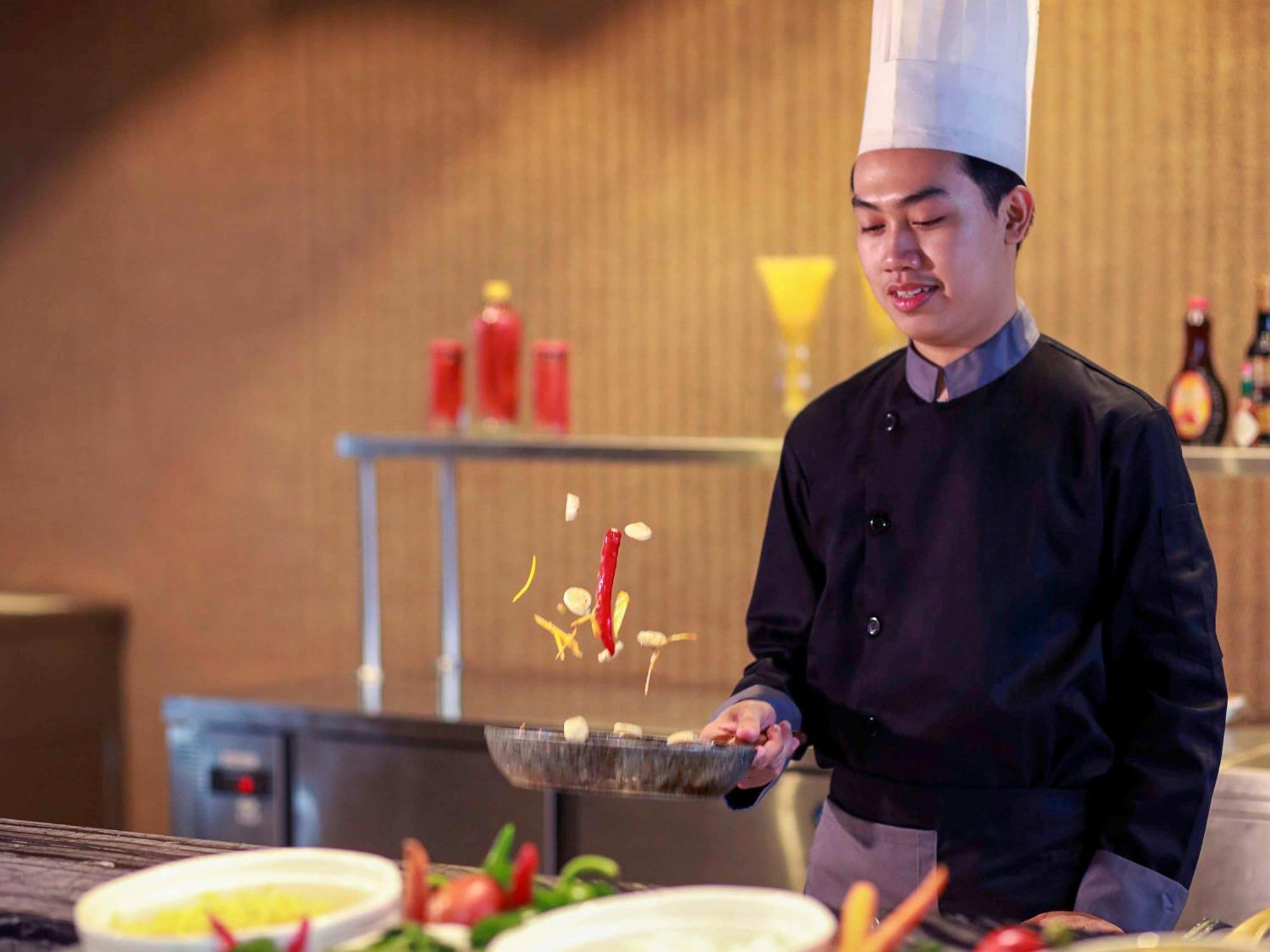 Grand Mercure Hotel