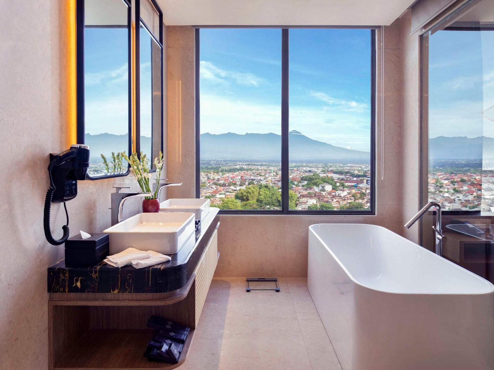 Grand Mercure Malang